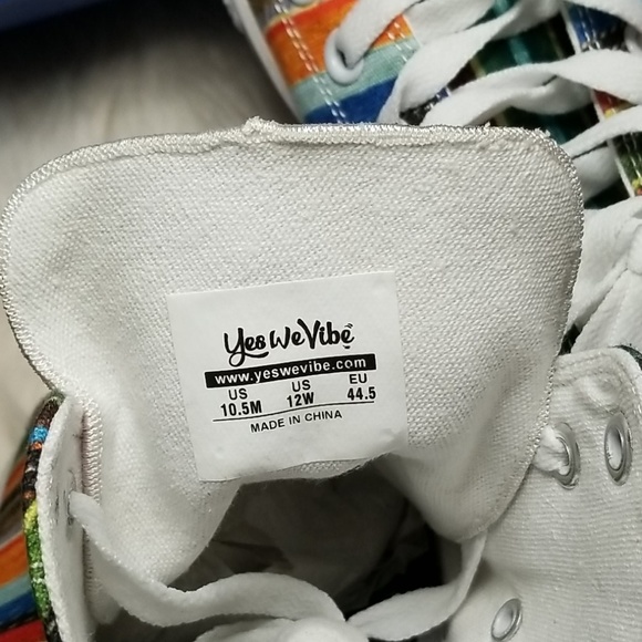 Yes We Vibe Striped Sneakers - Picture 3 of 5